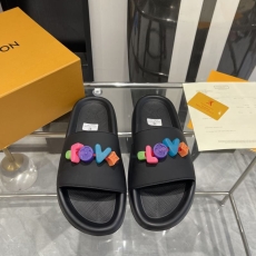 Louis Vuitton Slippers